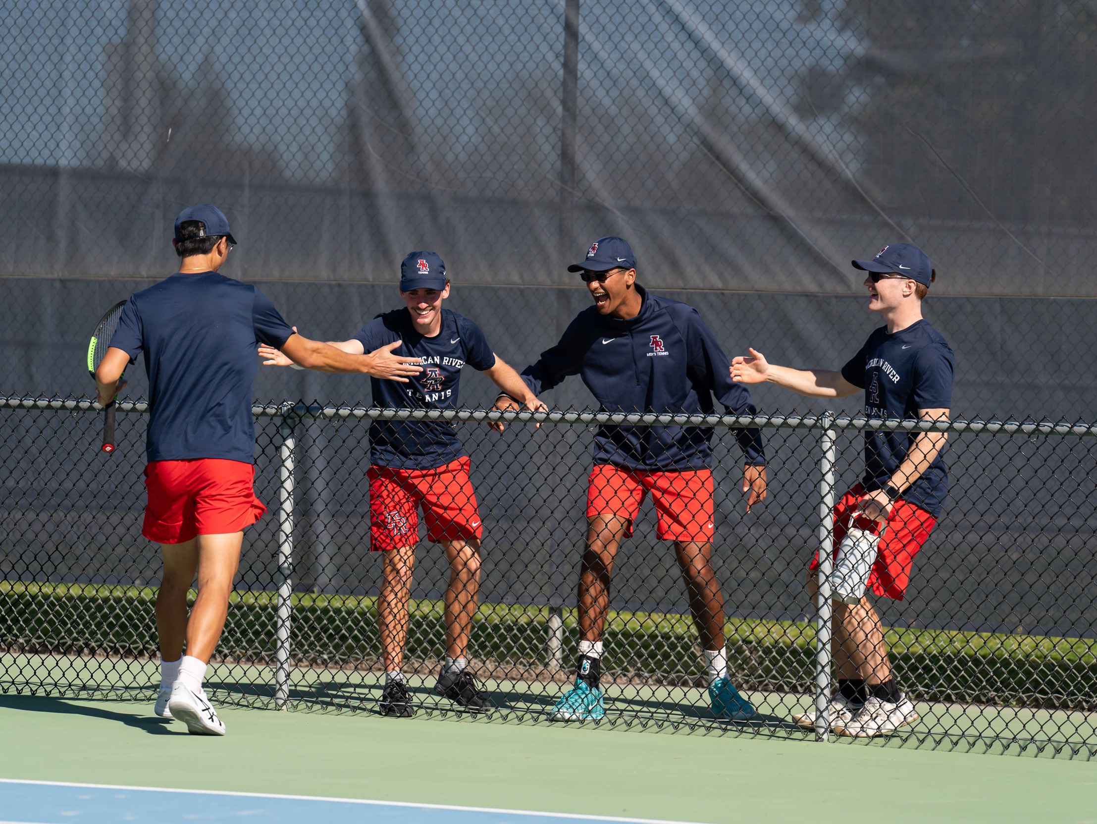 Men's Tennis Remains Undefeated in 3C2A Play After Sweep of Folsom Lake College